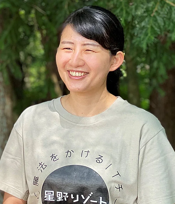 小竹 潤子 氏