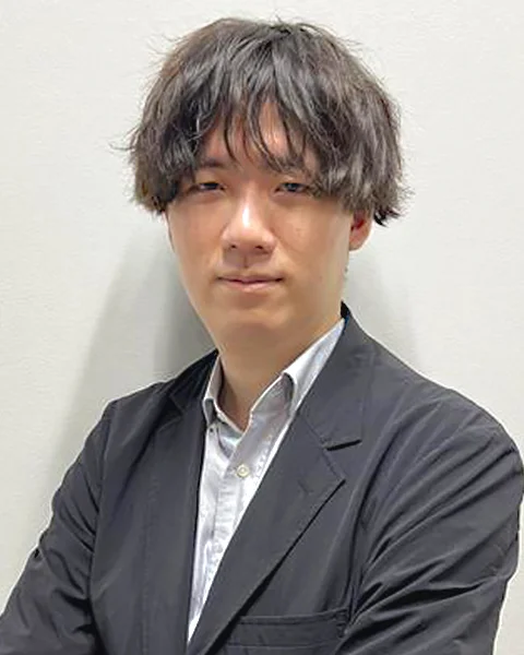 新屋 拓朗 氏