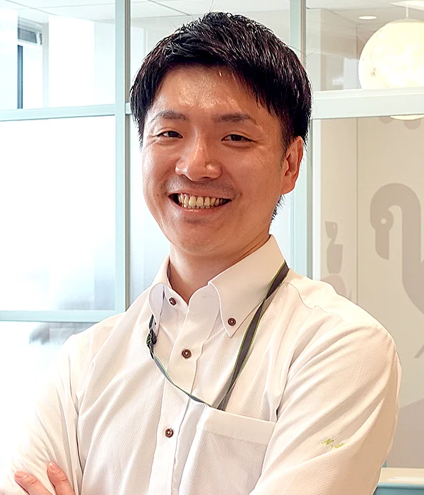 鈴浦 直樹 氏